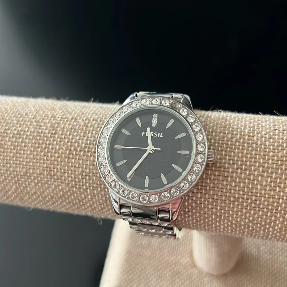 Fossil Rhinestone Watch - Picture 3 of 9